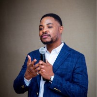 Daniel André Akélé