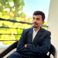 Vamshi Deshetti