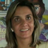 Adriana Sabatine Momesso