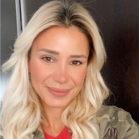 Efsane Meral Şahin