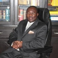 Tayo Oyetibo, San