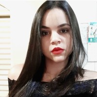 Stephania Souza