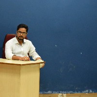Kumar Mukesh