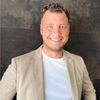 Nigel Stok
