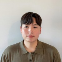 Yj Lee