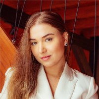 Larissa Schnvirch