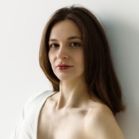Yana Vdovychenko