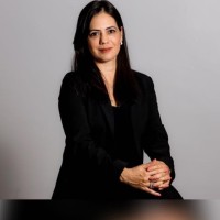 Paola Aires Corrêa Lima