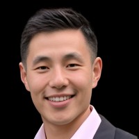 Weilun Huang