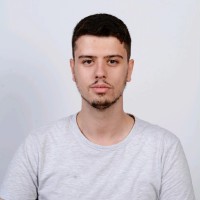Melih Yalnız
