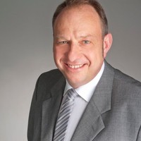 Dr. Rainer Nehm