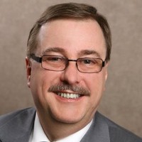 Dr. Holger Naumann