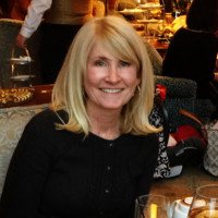Lora Hamilton