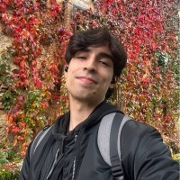 Adrián Villalobos