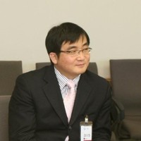 Youngwoo Yi