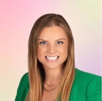 Kara Rafferty, CAS, MBA 🎯🏘️📺📱