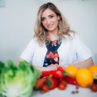 Raluca Topan , M.S. , R.D. , L.D.