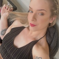 Lara Scott