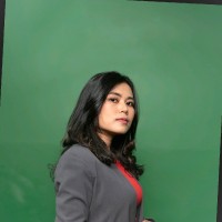 Karlina Armady,Cwm