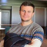 Сергей Тихонов