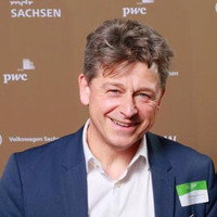 Dr. Andreas Stricker, LL.M.