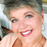Paula Kelly