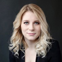 Julia Dippel
