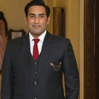 Zeeshan Khan