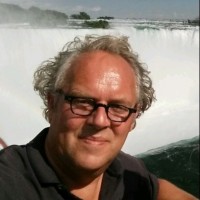 Henk De Vries