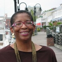 Daphne Holmes