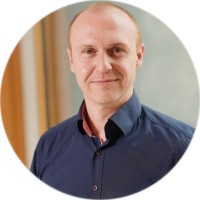 Dr. Daniel Klein