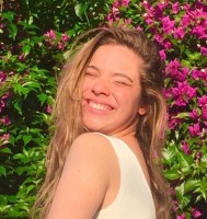Ana Caroline