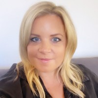 Laura Riley