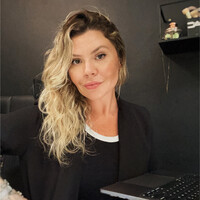 Giuliana de Jong