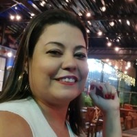 Renata Fabiana de Paula