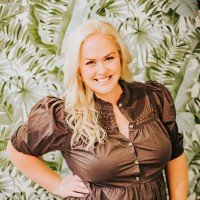 Annie Hallsten Narayan