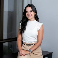 Larissa Bastos