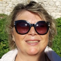 Laurence CONTACT HOTEL LE ROHAN