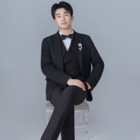 Wallace Hua