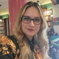 Brenda Bustamante Calderón