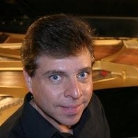 Robert Estrin