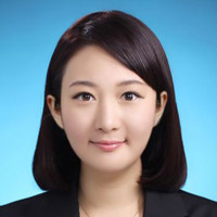 Julie LEE