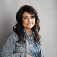 Lari Chambers