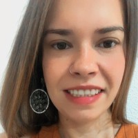 Malu Fernanda C. Lungatto