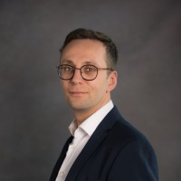 Szymon Śmieszek