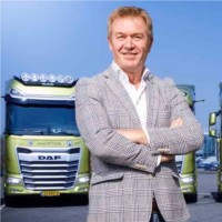 Lou Van Rekum