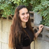 Yasmine Jacobs