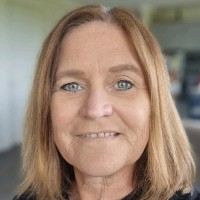 Kim Barnes