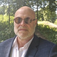 dennis vogelius
