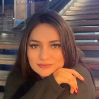 Zoya Khan